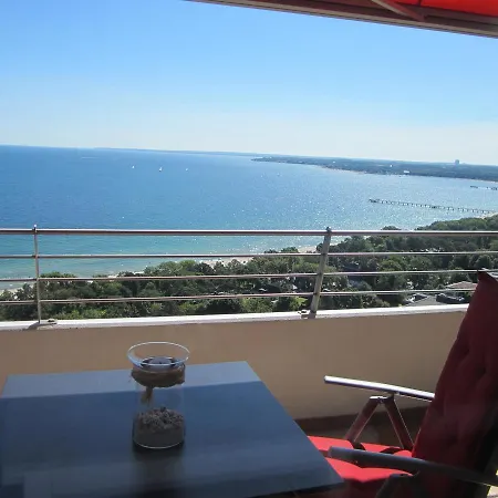 아파트 Ferienwohnung-apartment-seeblick-in-plaza-marit-residenz *